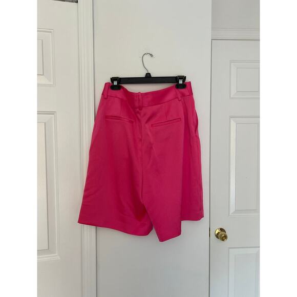 NWT Alice + Olivia Hot Pink Satin Bermuda Shorts - Picture 5 of 5